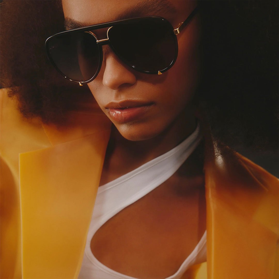 Quay Women's High Profile Luxe Aviator Sunglasses - Black Gold Frame/Smoke Taupe Polarized Lens - Model 2