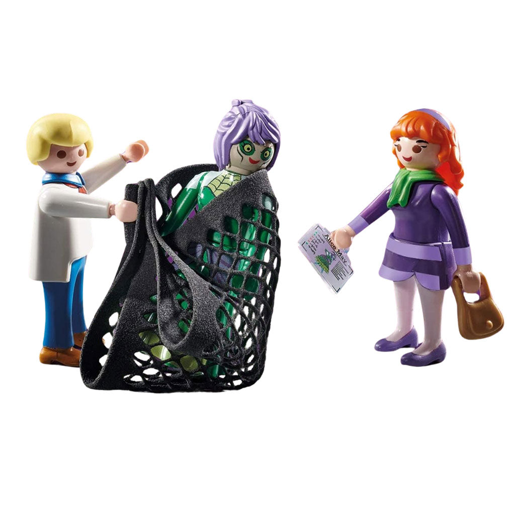 Playmobil Warner Brothers Scooby-Doo 70362 Adventure in the Cemetery Building Set - Game Play B