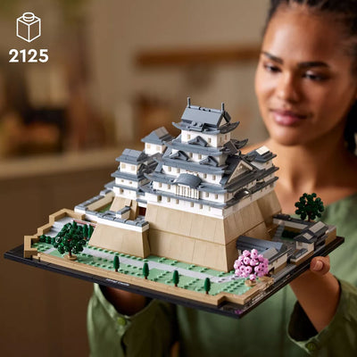 LEGO Himeji Castle Collectible Model Kit Building Set (21060) - Details 04