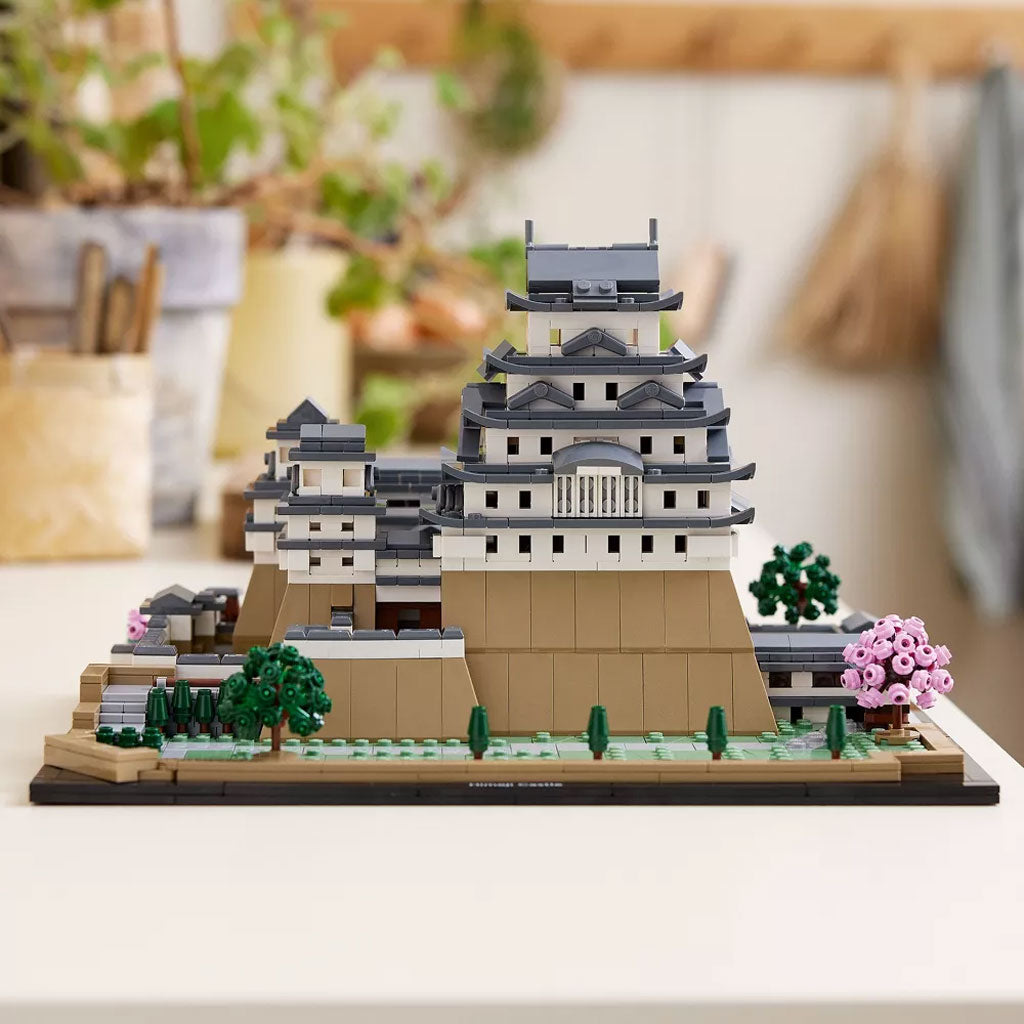 LEGO Himeji Castle Collectible Model Kit Building Set (21060) - Display