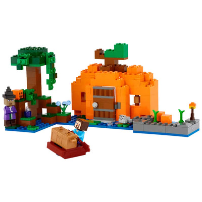 LEGO Minecraft The Pumpkin Farm Building Set (21248) - Front