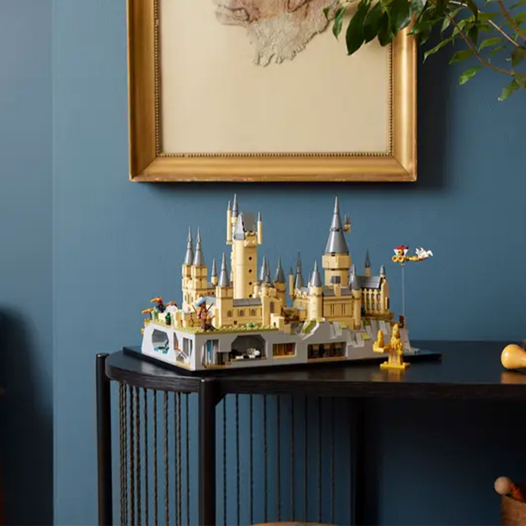 LEGO Harry Potter Hogwarts Castle and Grounds Building Set (76419) - Display