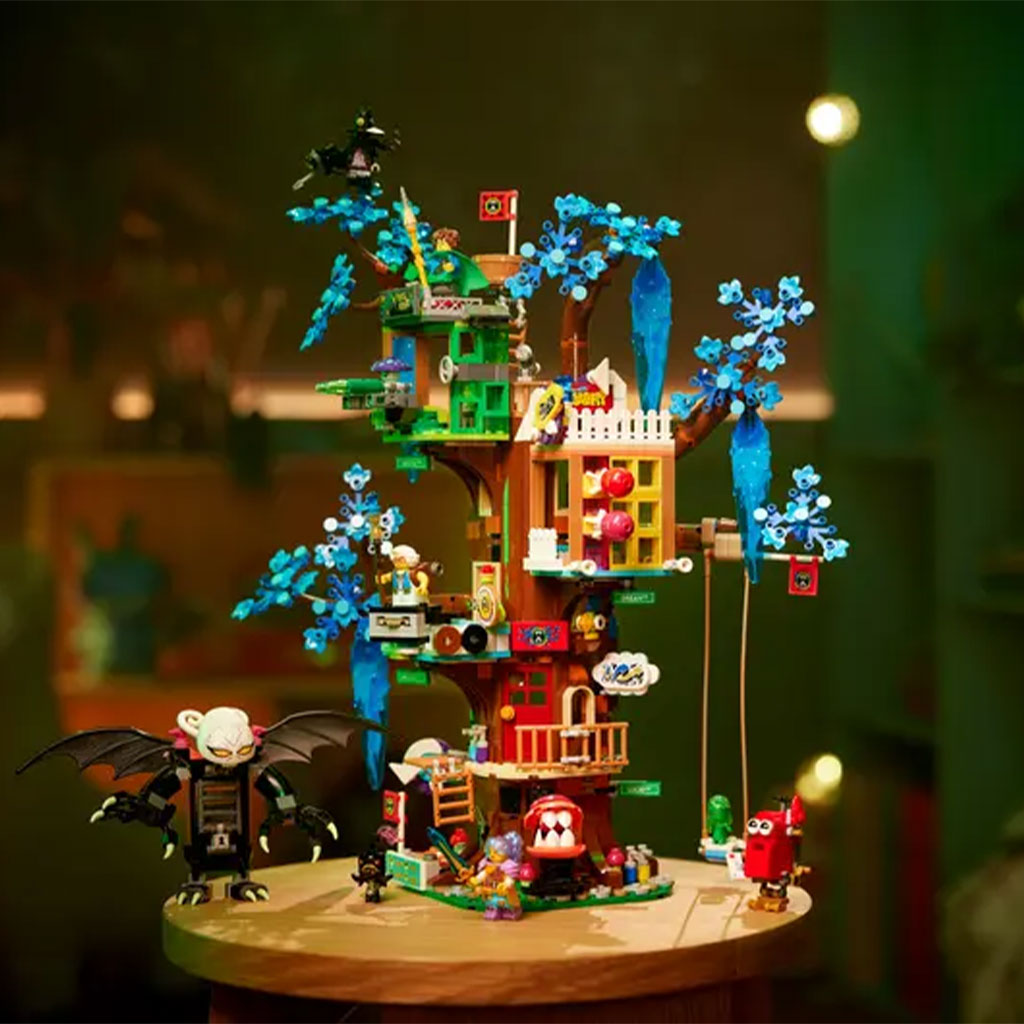 LEGO DREAMZzzz Fantastical Tree House Building Set (71461) - Final Build
