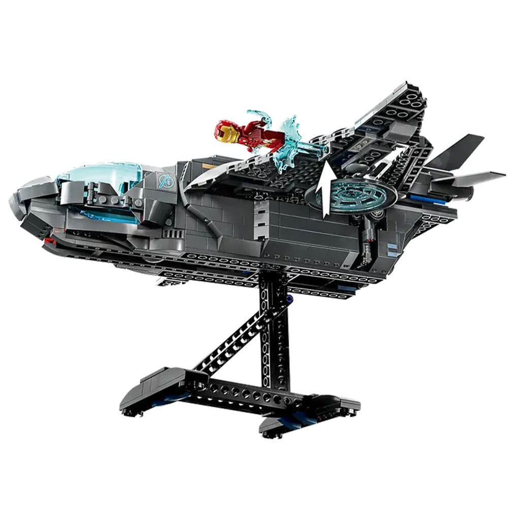 LEGO Marvel The Avengers Quinjet Building Set (76248) - Under