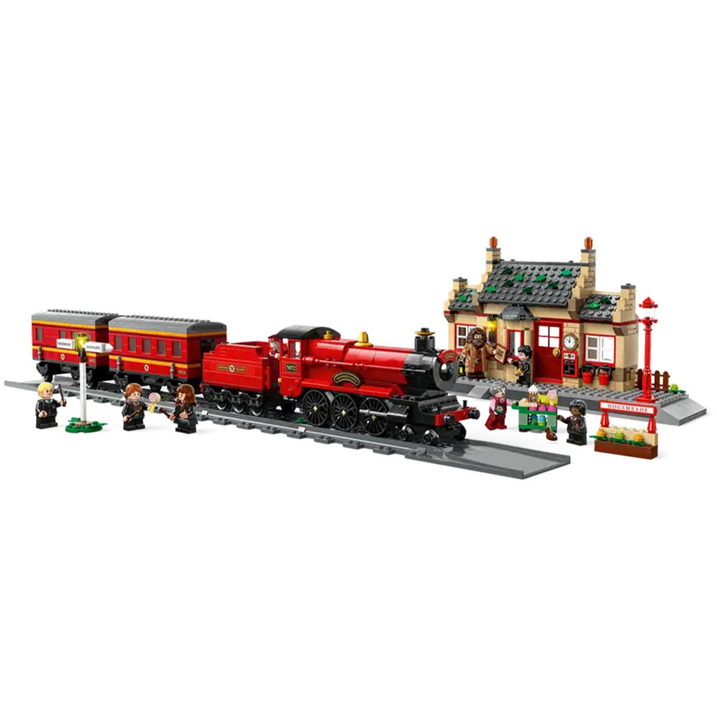 LEGO Harry Potter Hogwarts Express Train Set with Hogsmeade Station Building Set (76423) - Build
