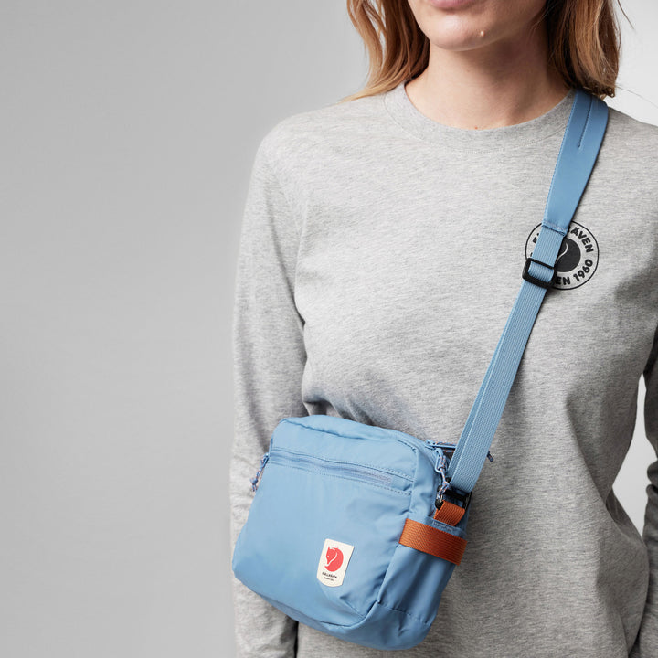 Fjallraven High Coast Crossbody Bag - Dawn Blue - Styled on Front