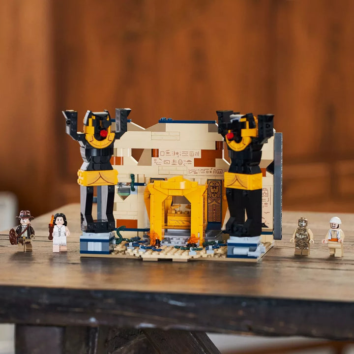 LEGO Indiana Jones Raiders of the Lost Ark Escape from the Lost Tomb Building Set (77013)