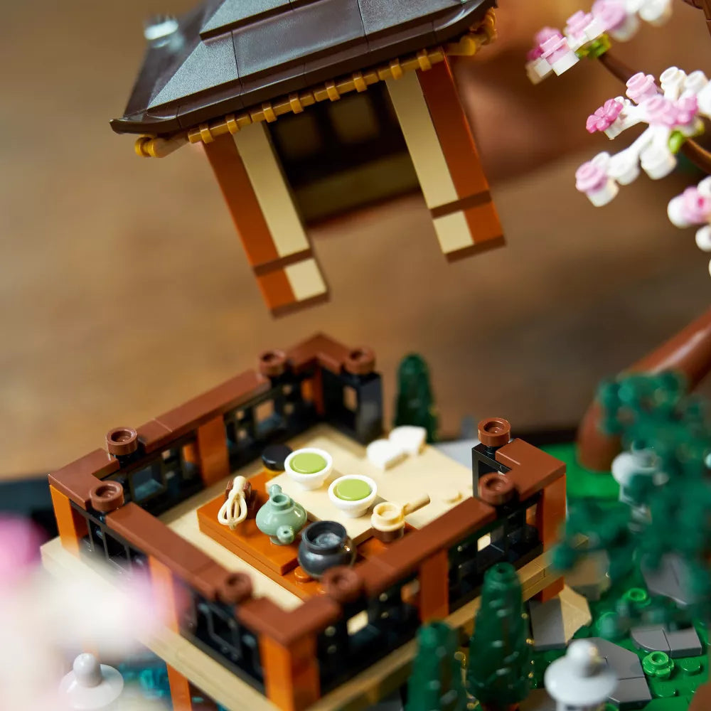 LEGO Icons Tranquil Garden Building Set (10315) - Build Display
