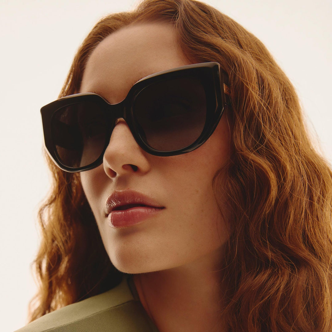 Quay - Womens Sunglasses, Square Lenses with UV Protection (Busy Busy, Black)