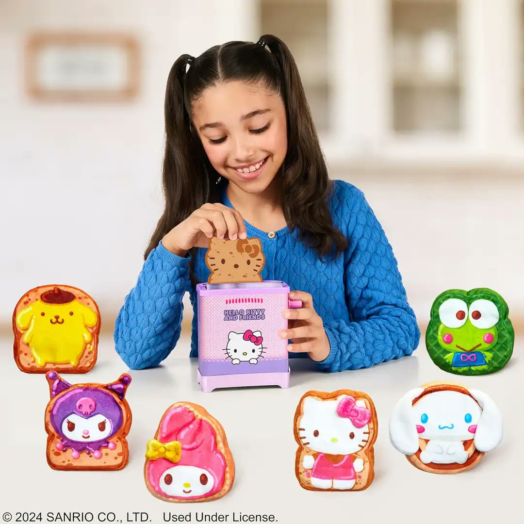 Cookeez Makery Hello Kitty and Friends Toasty Treatz Toaster with Scented Plush Blind Box