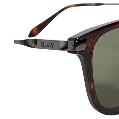 Quay Australia Women's Jackpot Remixed Round Sunglasses - Close Up