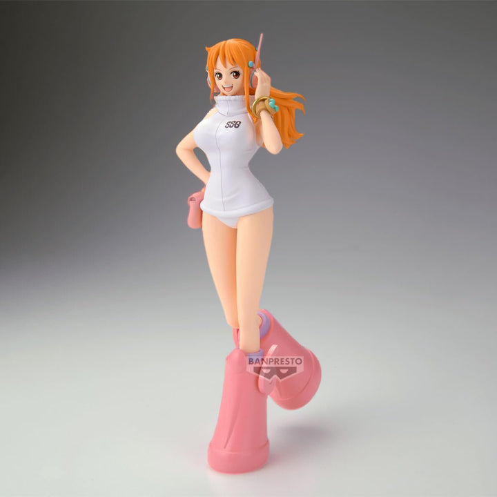 Banpresto - One Piece - Nami (Egghead Style) Glitter &amp; Glamours Figure