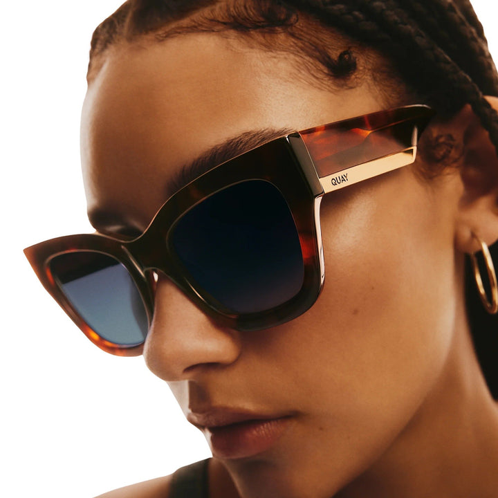 Model wearing Quay Women&