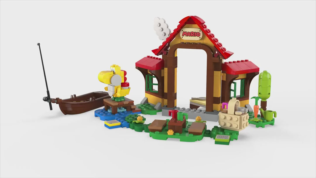LEGO Nintendo Super Mario Picnic at Mario&