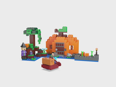 LEGO Minecraft The Pumpkin Farm Building Set (21248) - Video