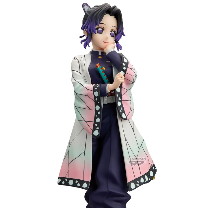 Banpresto - Demon Slayer: Kimetsu no Yaiba - Shinobu Kocho Glitter &amp; Glamours Figure