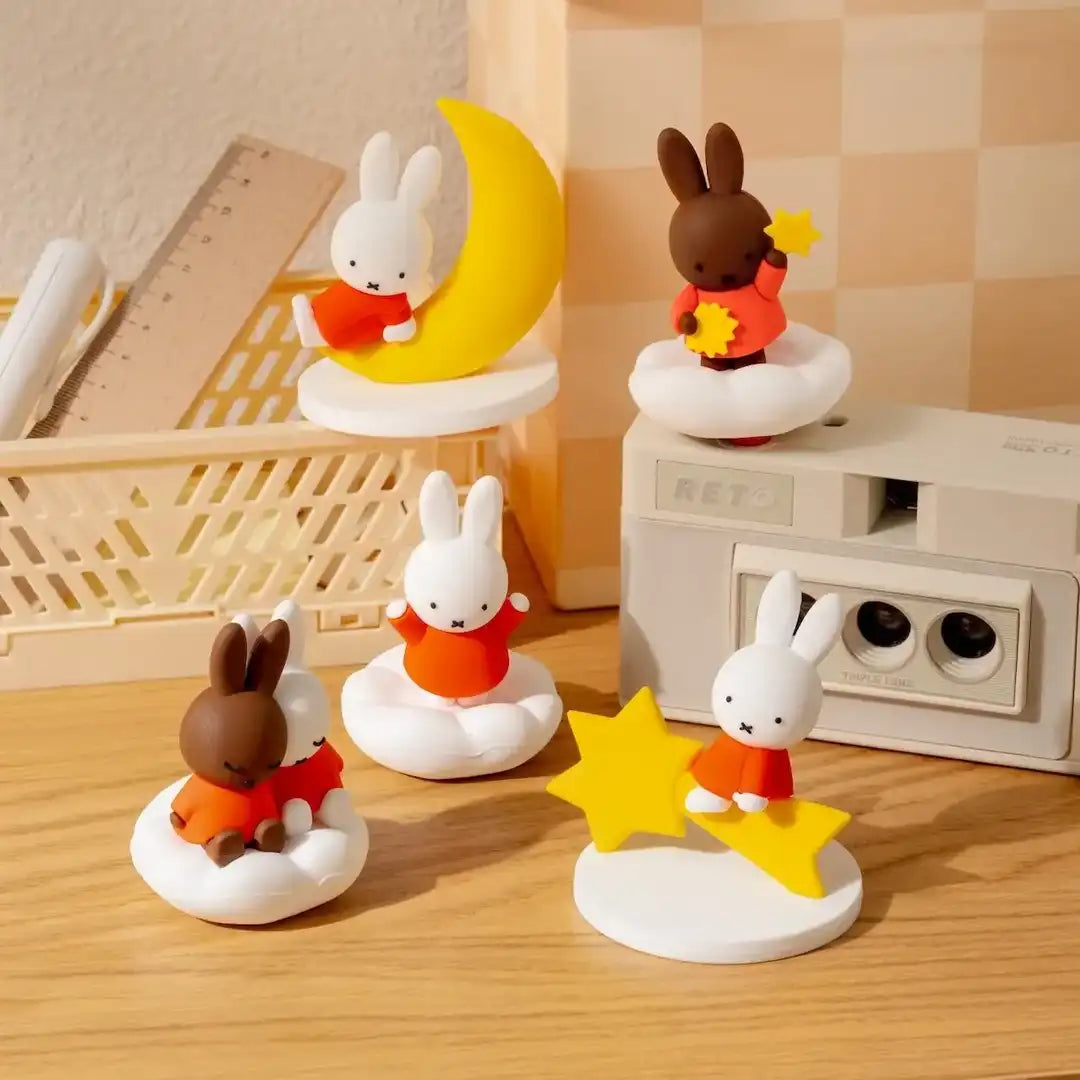 Smoko Miffy &amp; Melanie In The Sky Blind Box Figure