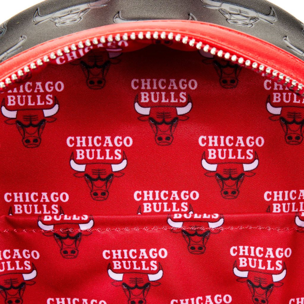 Loungefly NBA Chicago Bulls Logo Mini Backpack - Interior Lining