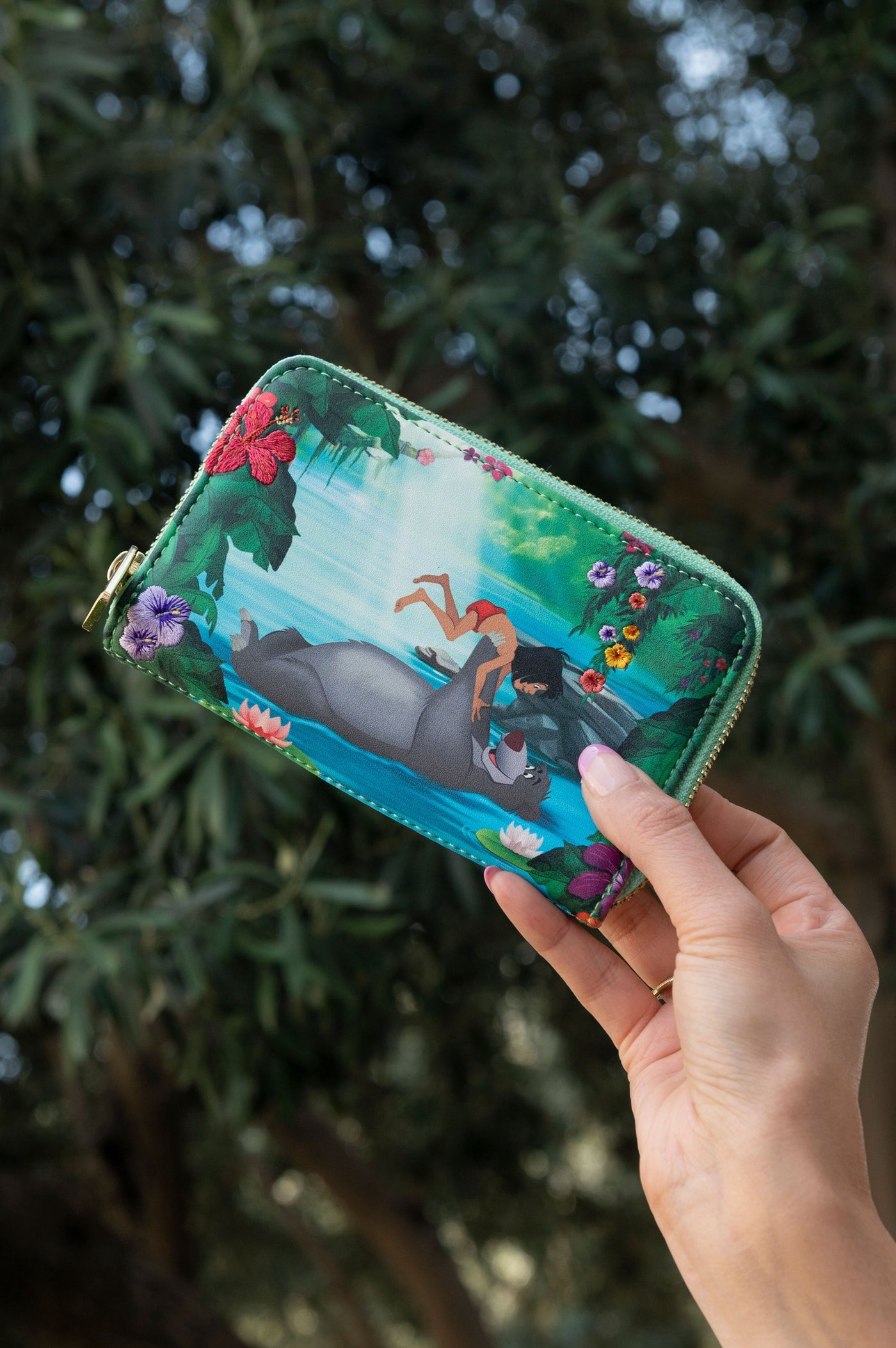 Loungefly Disney Jungle Book Bare Necessities Zip-Around Wallet - IRL 01