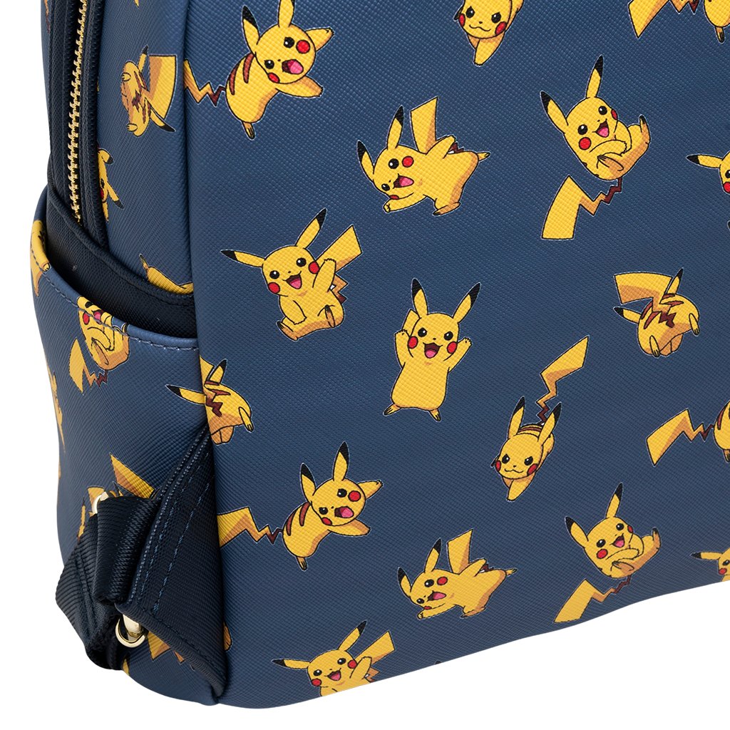 Pokemon Pikachu Backpack Set Kids 4 Piece Lunch Box Water Bottle Set One  Size | eBay