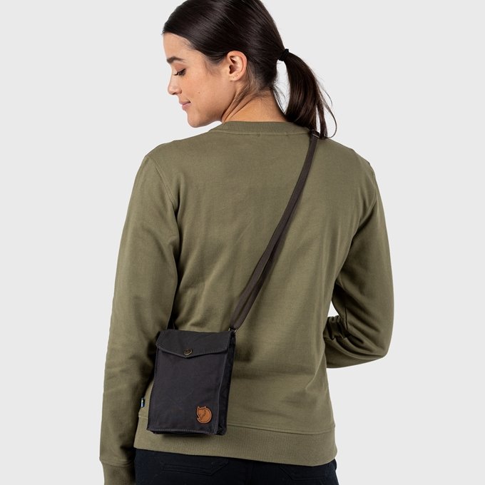 Fjallraven Everyday Outdoor Pocket - Styled Back