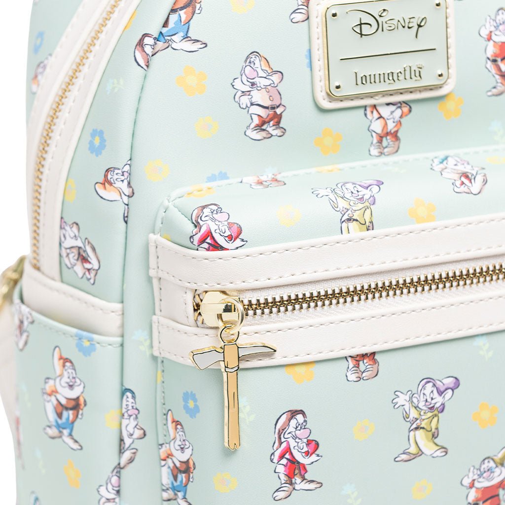 Exclusive - Snow White and the Seven Dwarfs Doc Mini Backpack